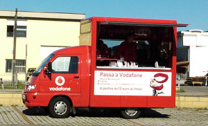 Vodafone-300x182 Uno strano negozio